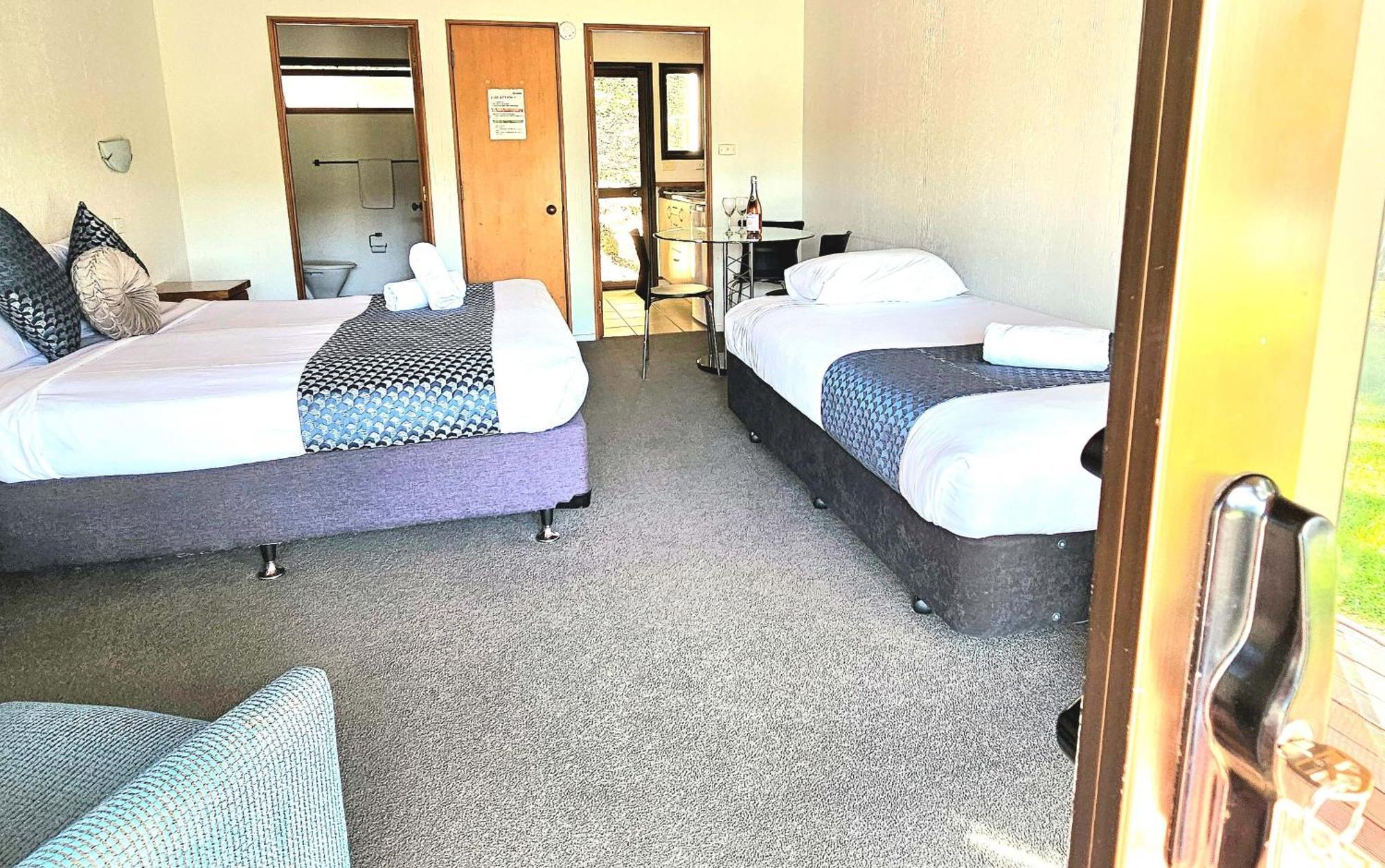 Haruru Falls Motel & Conference Centre Paihia Esterno foto